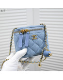 Vanguardist style in the high -end Chanel bag