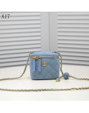 Vanguardist style in the high -end Chanel bag