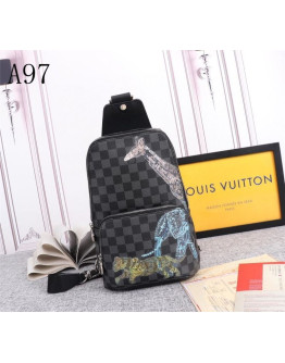 Bandolera Louis Vuitton style and sophistication in a classic design