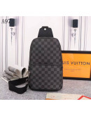 Bandolera Louis Vuitton style and sophistication in a classic design