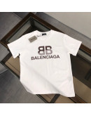 Balenciaga Camisa A avant -garde and style in each garment