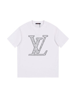 Louis Vuitton shirt style and quality icon