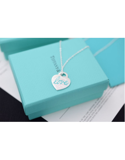 Tiffany & Co necklace on the occasion