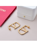 Valentino high -end earrings