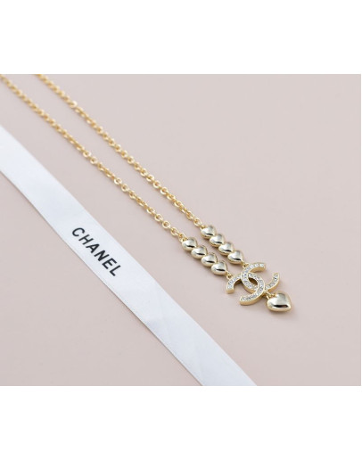 Collar with precious pearls and reason Chanel