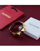 Valentino high -end exclusive bracelet