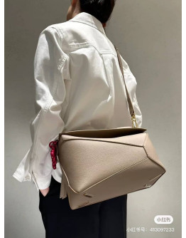 Loewe Bag Elegance and Modern, Colored Sand