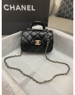 Chanel Shoulder Bags In Leather