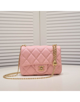 Chanel Shoulder Bags In 3 Colors