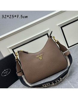 Prada Elegant Shoulder Bags