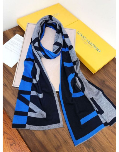 Classic luxury scarf Louis Vuitton