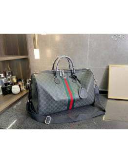 Shoulder bag with high quality travel handles Gucci