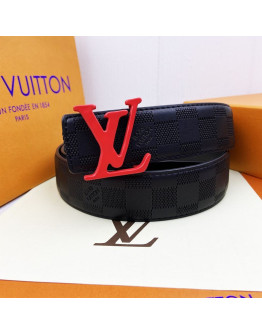 Belt with high -end buckle with design in Louis Vuitton paintings