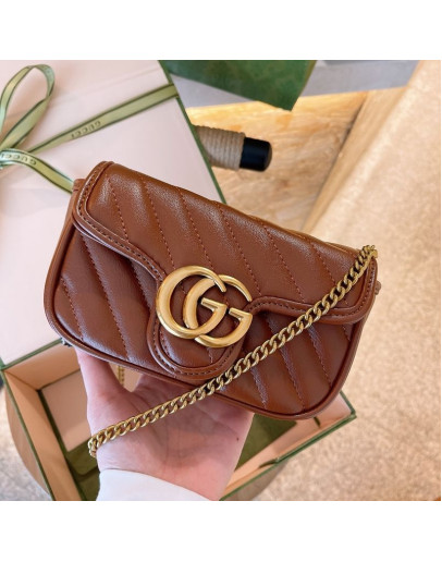 Super mini synthetic leather bag with Gucci chain