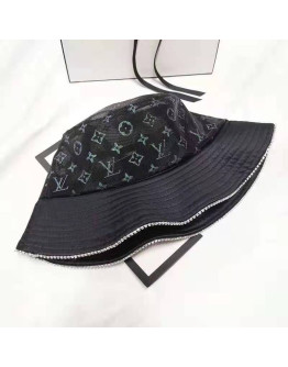 Cube -style hat with Louis Vuitton prints