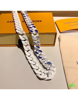 Luxury chain with blue Louis Vuitton gradient