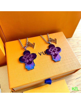 Louis Vuitton Flower Design necklace