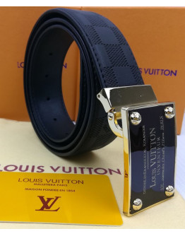 Louis Vuitton reversible luxury belt