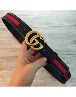 Beautiful belt with golden buckle gucci