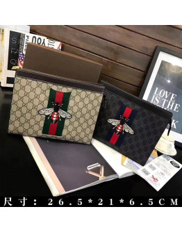 Square Portading With Bee print Gucci