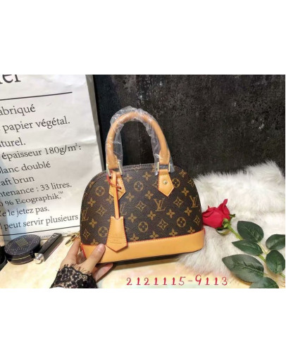 Shoulder bag with high -end synthetic leather Louis Vuitton