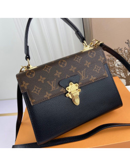 Real Leather handbag with golden buckle and flap effect Louis Vuitton