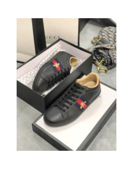 Sports shoes Gucci Ace Bee Color Black Women