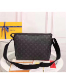 Louis Vuitton shoulder bag Unisex