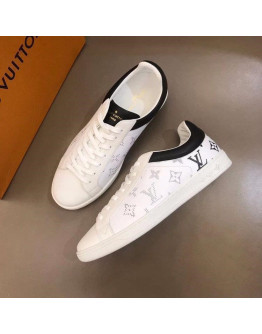 Louis Vuitton Sneakers With Black Trim For Men