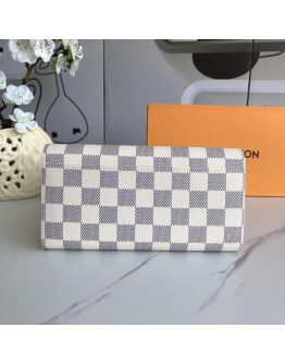 Louis Vuitton Women's Wallet