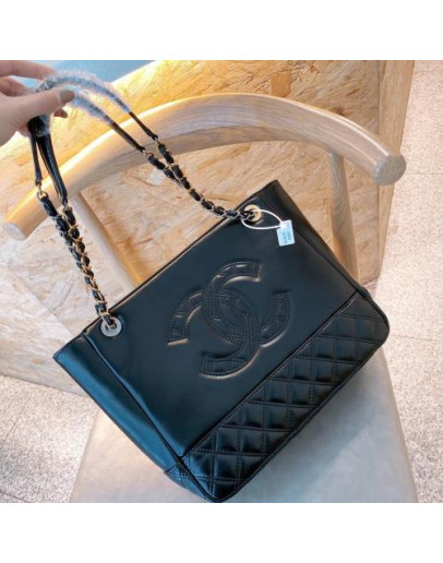 Chanel Handbag For Women