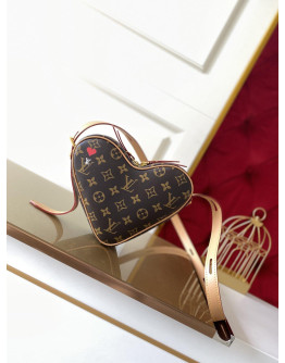 Bandolera Louis Vuitton with woman strap