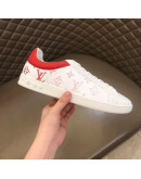 Sports shoes Louis Vuitton Men With Red Border