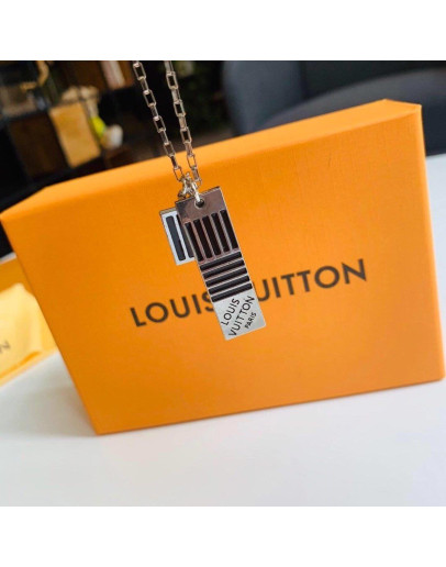 Louis Vuitton necklace Men