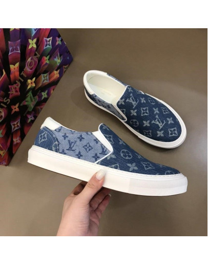 Louis Vuitton Sneakers Color Blue For Men