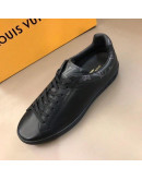 Sports shoes Louis Vuitton Color Premium Black Men