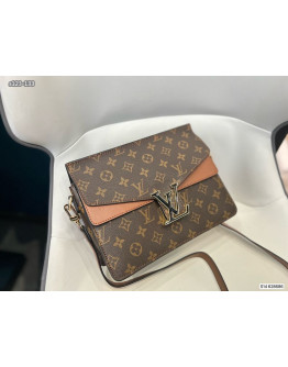 Bolso De Hombro En Cuero Louis Vuitton