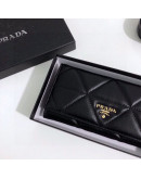 Luxury wallet padded synthetic leather with Prada motive