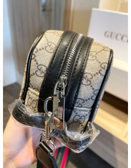 Shoulder bag with Gucci prints