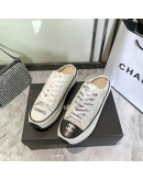 Casual luxury shoes with flat laces Chanel