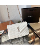 Luxury bag with striking chain Yves Saint Laurent