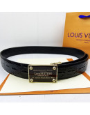 Triquete buckle belt on the reason Louis Vuitton