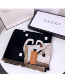 Gucci striking classic scarf