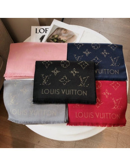 Capa Para El Frio Con Motivo Louis Vuitton