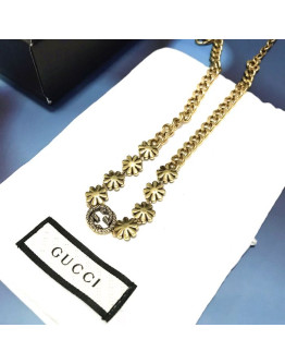 Gold necklace with Gucci diamonds