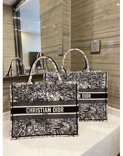 Dior quality handbag