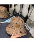 CLASSIC SUN HAT WITH MICKEY MOUSE GUCCI print