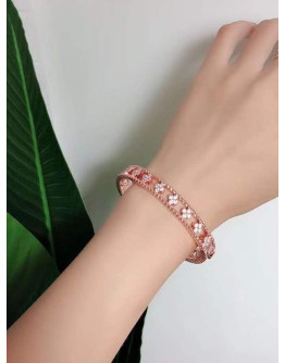 High -end bracelet with Van Cleef & Arpels diamonds