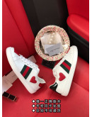 Synthetic leather sports shoes with Gucci prints