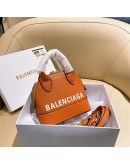 Balenciaga high -end leather bandolera